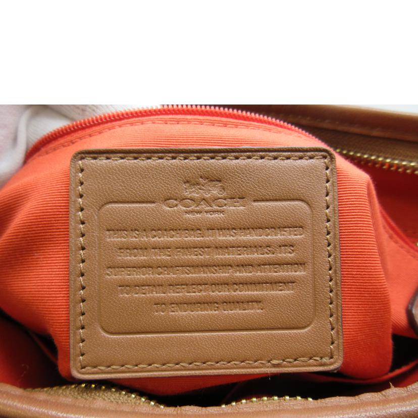 COACH コーチ/ヴァーシティシグネチャー/PVCショルダーバッグ/F38402//C1677/Bランク/13
