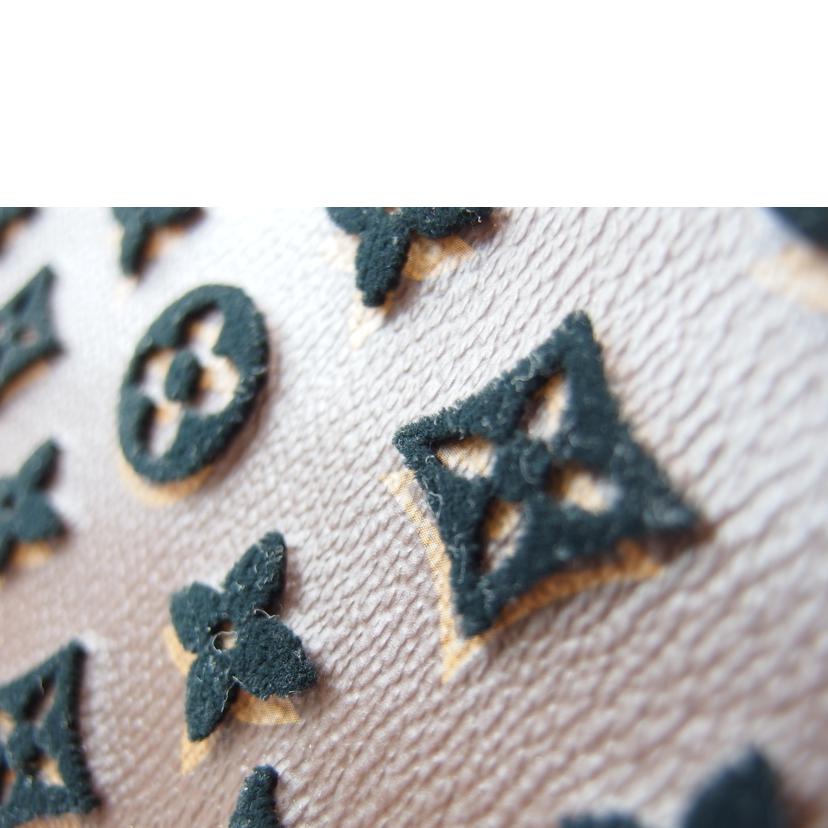 LV ルイ・ヴィトン/トライアングルメッセンジャー/モノグラム・タフタージュ/M45070//CA5119/ABランク/83