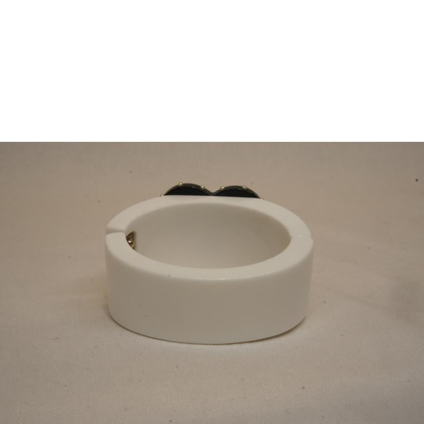 CHANEL シャネル/プラスチックホワイトバングル//ABランク/92