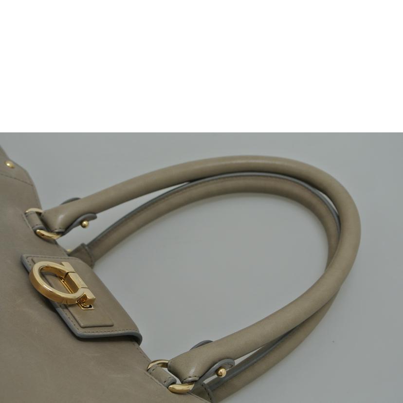 Ferragam フェラガモ/ガンチーニ レザーハンドバッグ/EZ-21//G187/ABランク/87