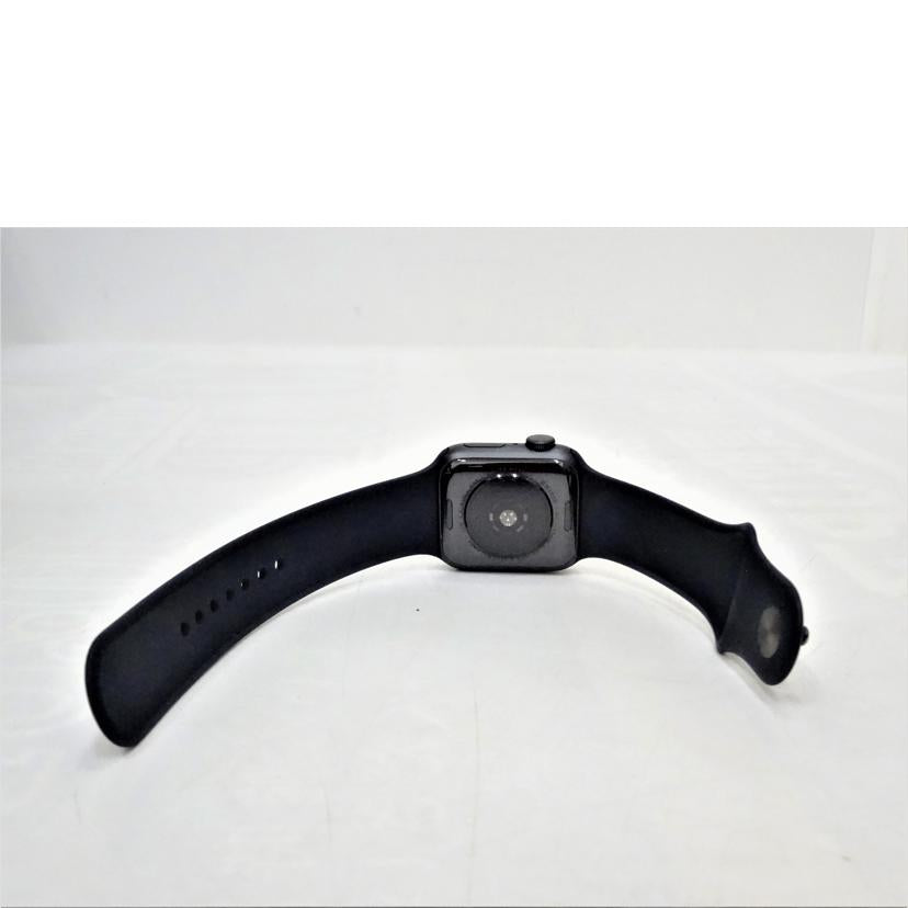 Apple アップル/AppleWatchSE/40mm/GPS/MKQ13J/A//HP1GQ4HDQ07V/ABランク/42