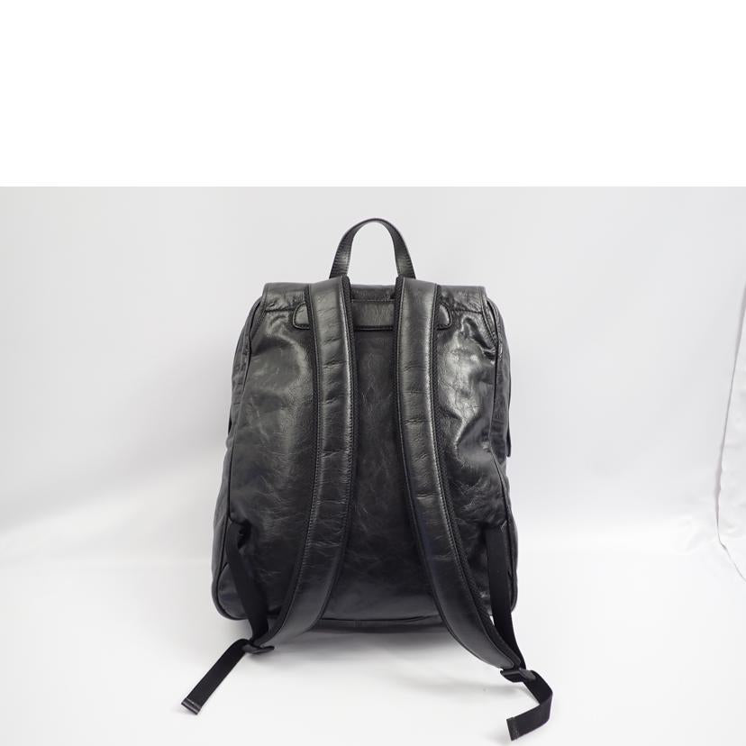 GUCCI グッチ/ブラック レザー ミディアムバックパック /575823//493075/Aランク/62