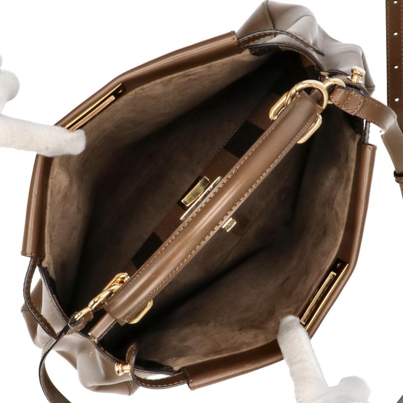 FENDI フェンディ/ピーカブー セレリア 2Wayショルダー/8BN226//01192517/Bランク/75