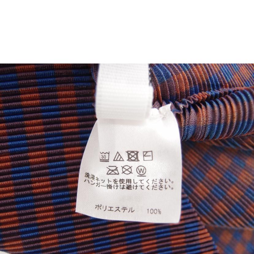 PLIATS PLIASE イッセイミヤケ/PLIATS PLIASE トップス//SAランク/69