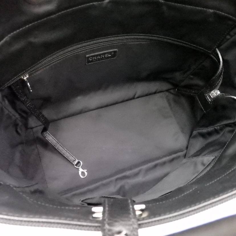 CHANEL シャネル/パリビアリッツトートMM ナイロン/レザー//136*****/ABランク/77