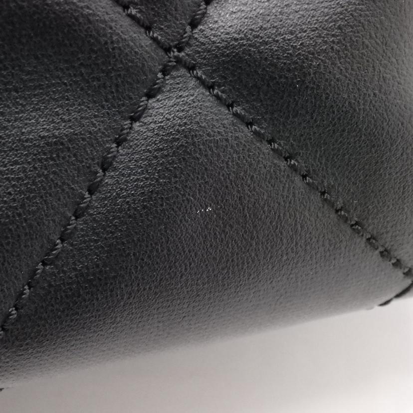 CHANEL シャネル/パリビアリッツトートMM ナイロン/レザー//136*****/ABランク/77