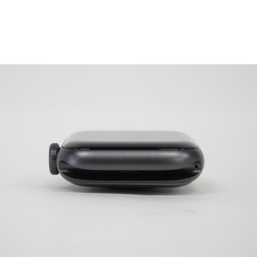 Apple アップル/Apple Watch SE (GPS) Alum 40MM/MKQ13J/A//H4HHC1N4Q07V/Aランク/76