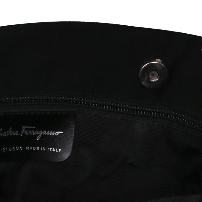 Salvatore Ferragamo サルヴァトーレ フェラガモ/ヴァラチェーンショルダーバッグ/AU-21 8803//ABランク/75