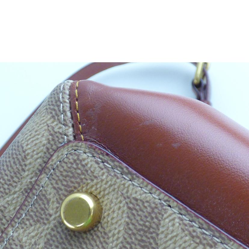 COACH コーチ/シェイ ショルダーバッグ シグネチャー キャンバス/597//B2122/Aランク/64