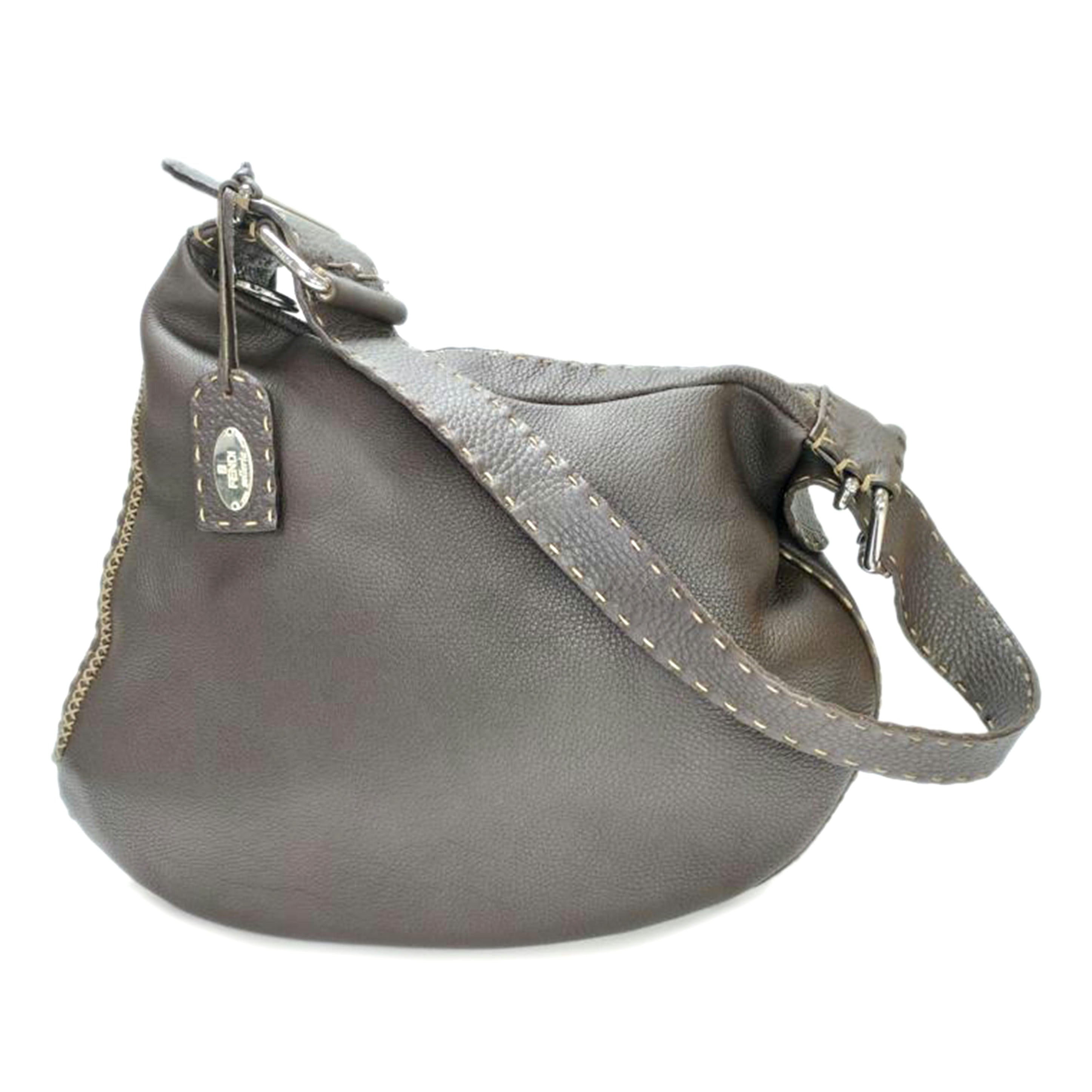 FENDI フェンディ/セレリア レザー ワンショルダーバッグ/NO49-19-12925//Bランク/52