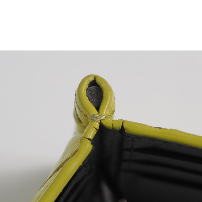 BOTTEGA VENETA ボッテガヴェネタ/イントレチャート スリム カードケース 二つ折り 札入れ マネークリップ/390877VB0T3//Bランク/79