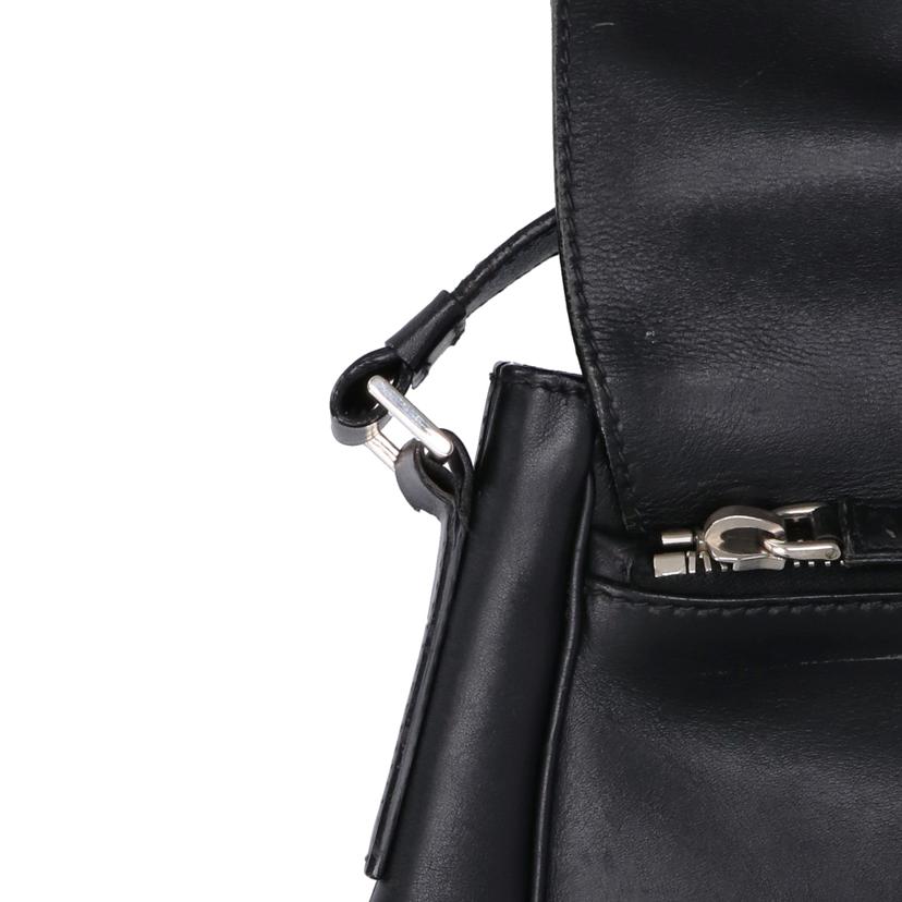 PRADA プラダ/メッセンジャーバッグ/レザー//Bランク/75
