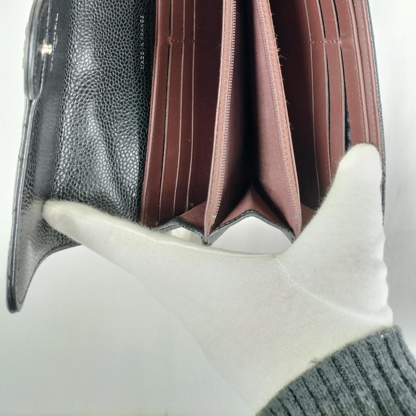 CHANEL シャネル/マトラッセ キャビアスキン シルバー金具 二つ折り財布//24777310/Bランク/52