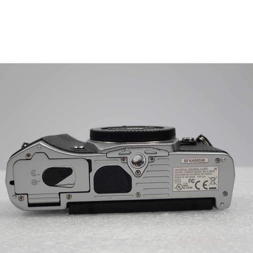 OKYMPUS オリンパス/ミラーレスデジタル一眼/E-M5 markII//Cランク/62