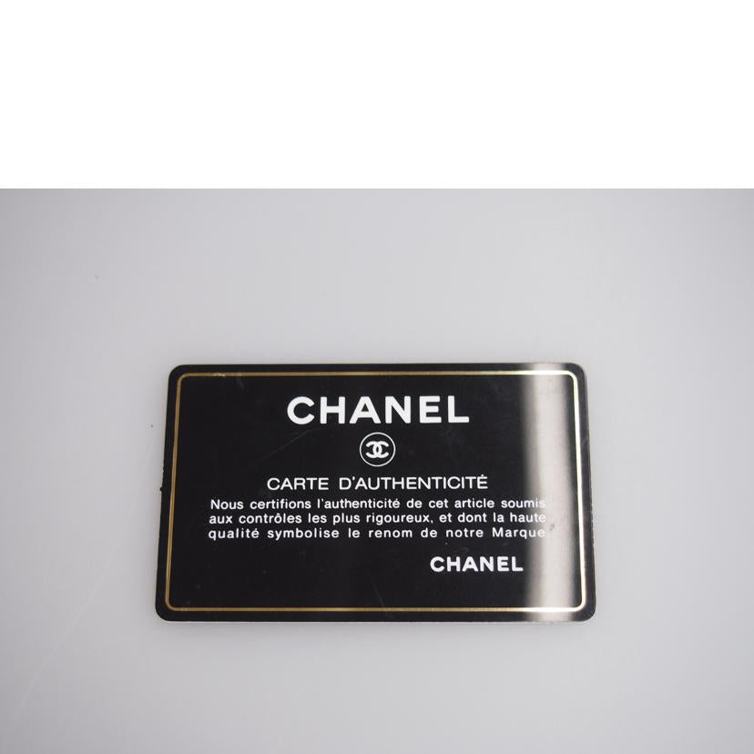 CHANEL シャネル/マトラッセ/ラウンドチェーンショルダー/白//30033427/Aランク/76