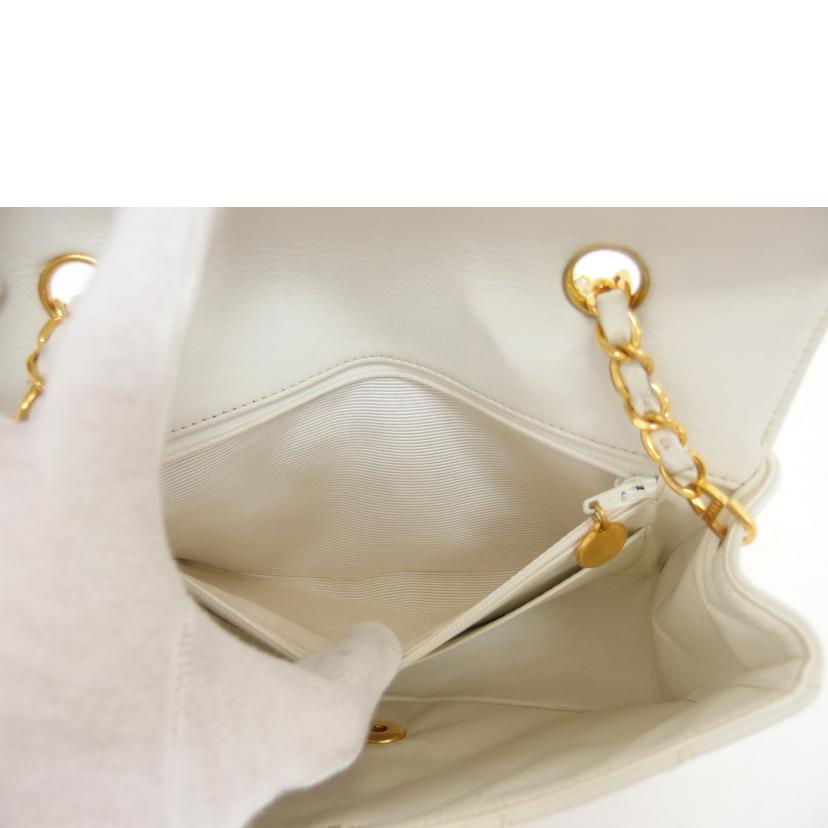 CHANEL シャネル ココマーク ゴールド金具 ホワイト/マトラッセ/ダイアナフラップ/ラムスキンチェーンショルダーバッグ//233****/Bランク/04