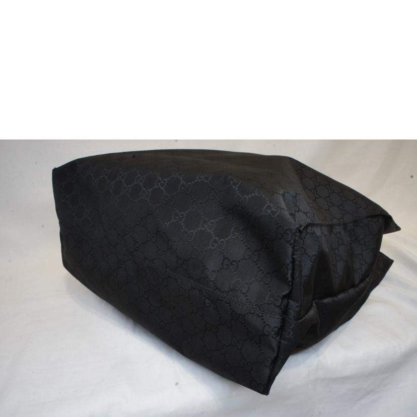 GUCCI グッチ/ブラックGGナイロントートバッグ/449177//493075/Aランク/92