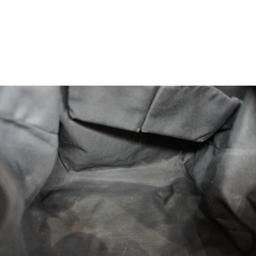 GUCCI グッチ/ブラックGGナイロントートバッグ/449177//493075/Aランク/92