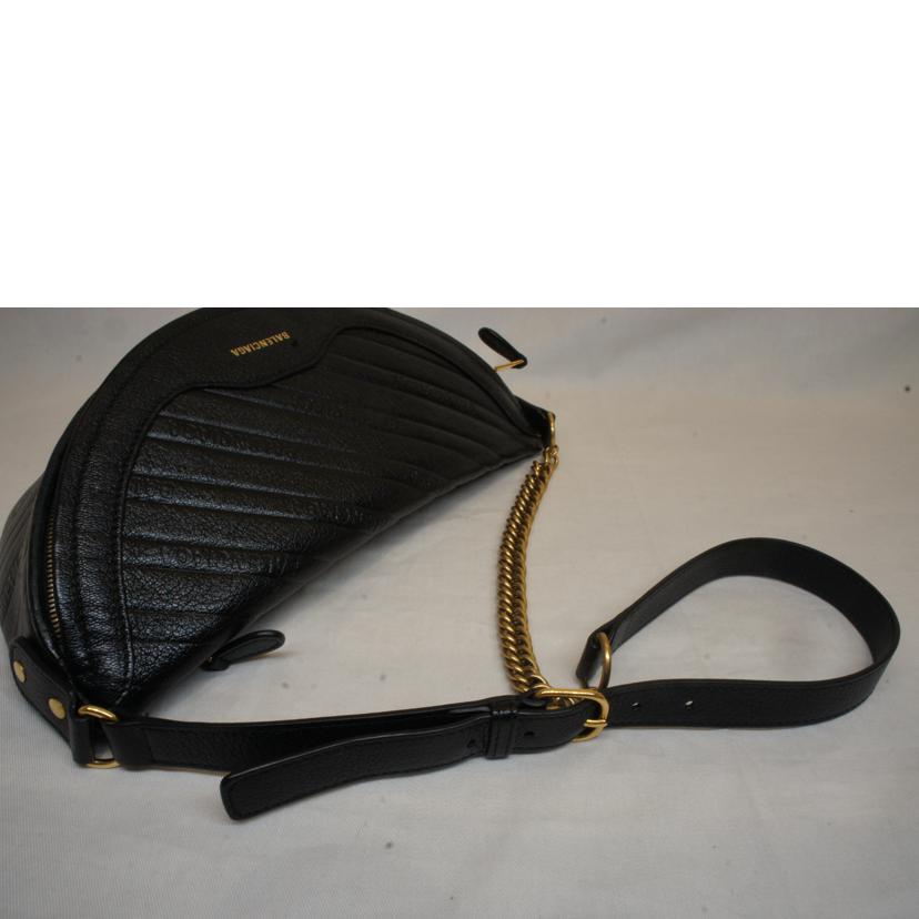 BALENCIAGA バレンシアガ/キルティングレザースモールベルトバッグボディバッグ/551550//SAランク/92