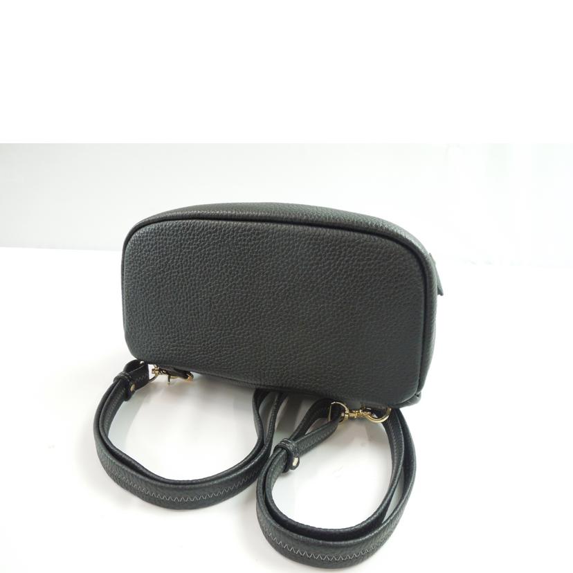 PELLE BORSA ペレボルサ/PELLE BORSA レザーリュック 黒//Aランク/83