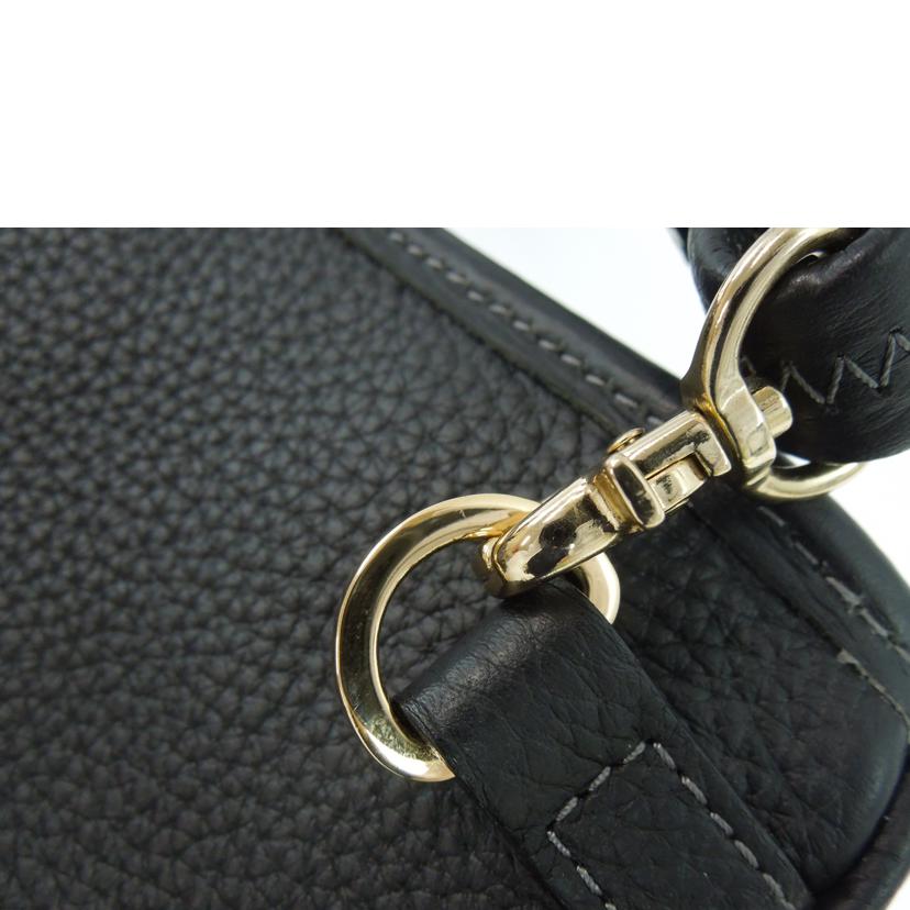 PELLE BORSA ペレボルサ/PELLE BORSA レザーリュック 黒//Aランク/83