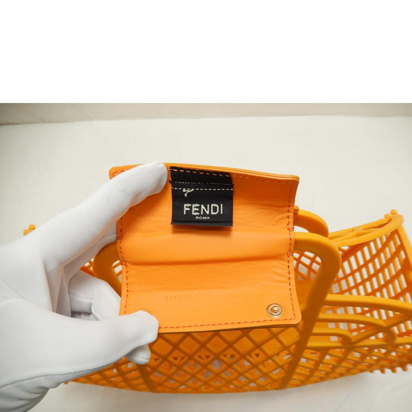 FENDI フェンディ/バスケットミディアムバッグ/8BH389AFG3//218.2449/Aランク/85