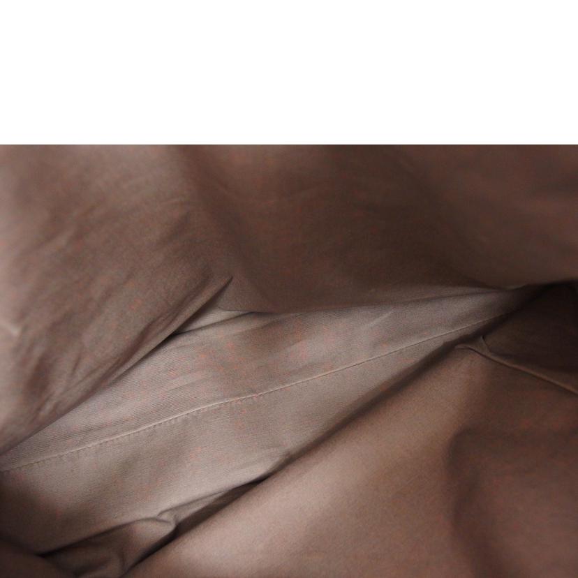 BOTTEGA VENETA ボッテガヴェネタ ショルダーバッグ/レザーメッセンジャーバッグ/ボルドー系/221065//ABランク/04