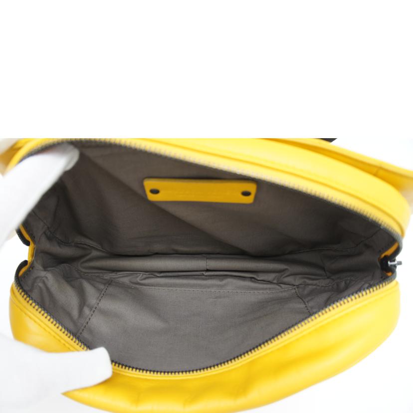 BOTTEGA VENETA ボッテガベネタ/イントレチャートベルトバッグ/V465X//B06686023E/Aランク/75