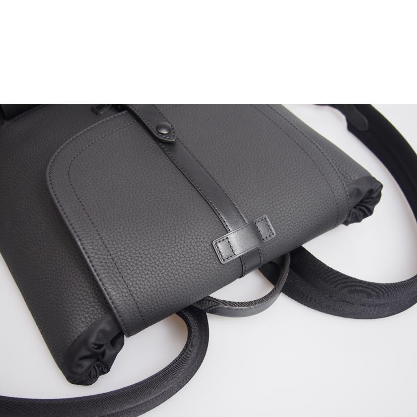 LV ルイ・ヴィトン/クリストファー・スリムバックパック/ M58644 //RFIDタグ/Aランク/76