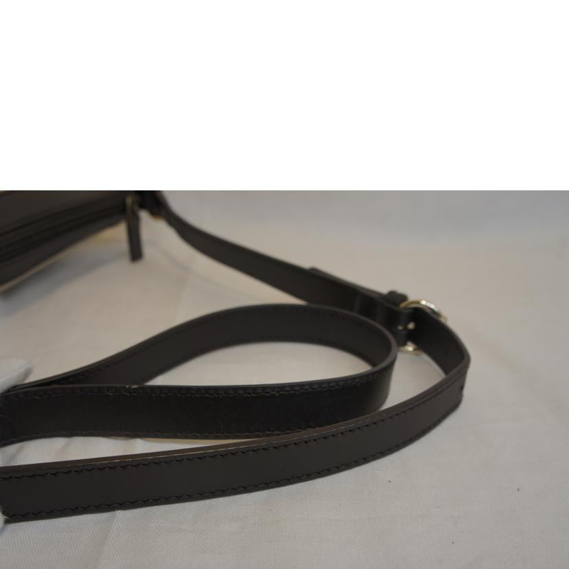 GUCCI グッチ/斜めがけショルダーバッグ キャンバス レザー/272380//204***/Aランク/92