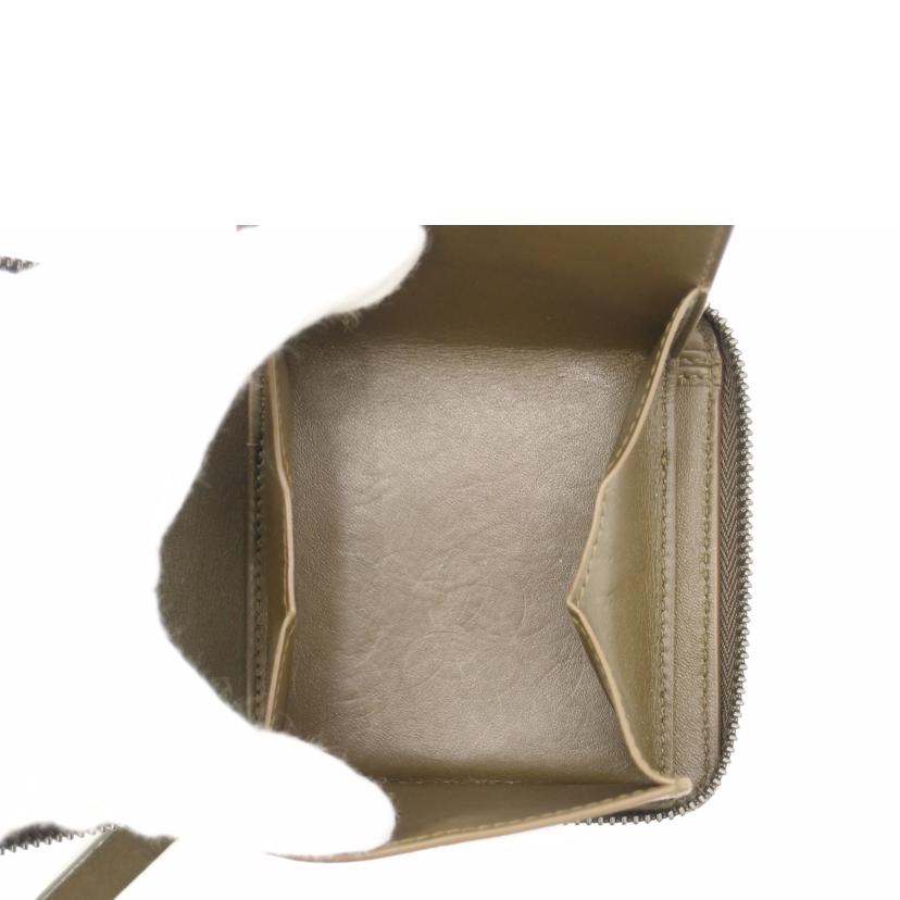 JIMMY CHOO ジミーチュウ/ローレンス・スタースタッズ二つ折り財布/J000134566001//PKP1CD/ABランク/69