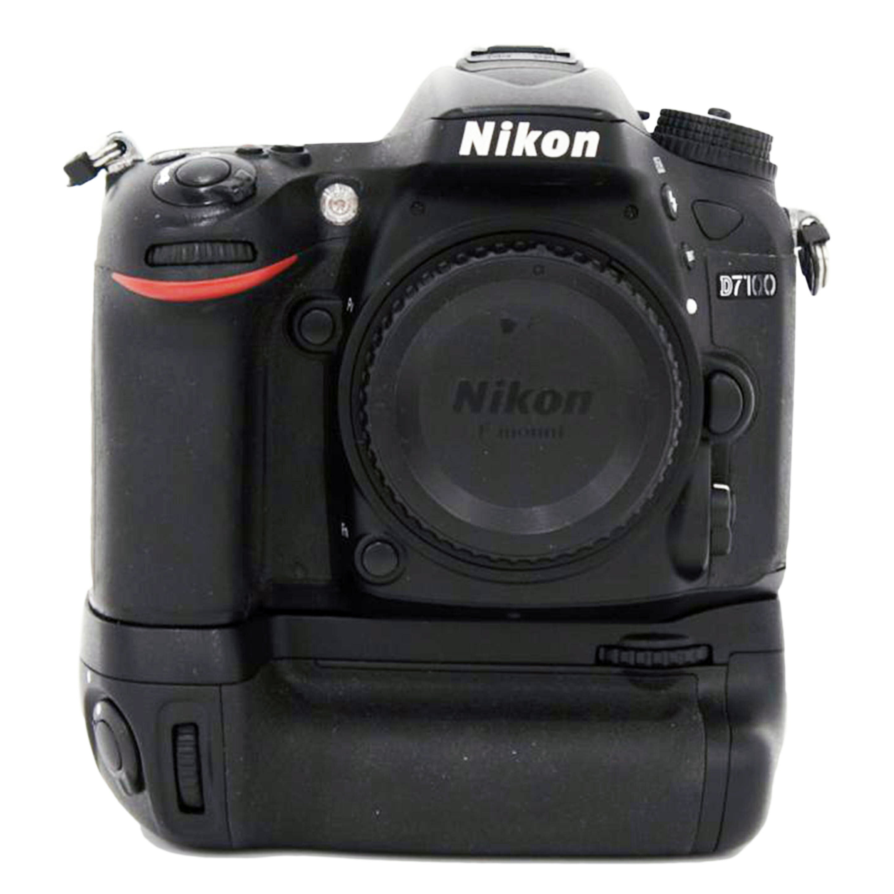 Nikon ニコン/デジタル一眼/D7100/MB-D15/2088916/BCランク/75【中古】 Nikon ニコン/デジタル一眼/D7100/MB-D15/2088916/BCランク/75