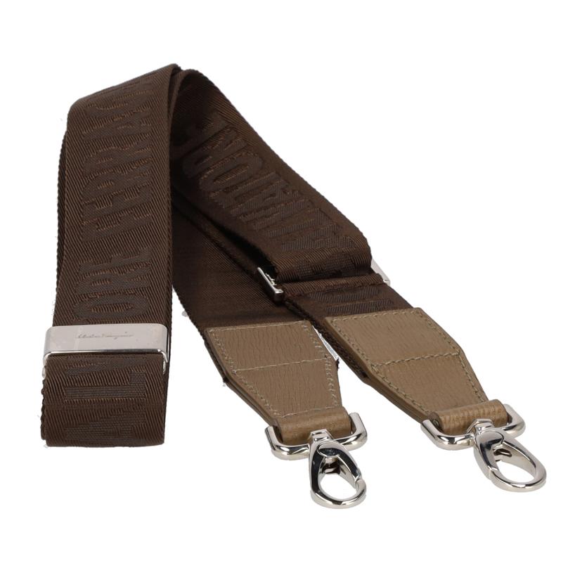 Ferragamo フェラガモ バッグ ブリーフケース ショルダー ハンド レザー メンズ/レザービジネスバック/2WAY/カーキ//ABランク/75