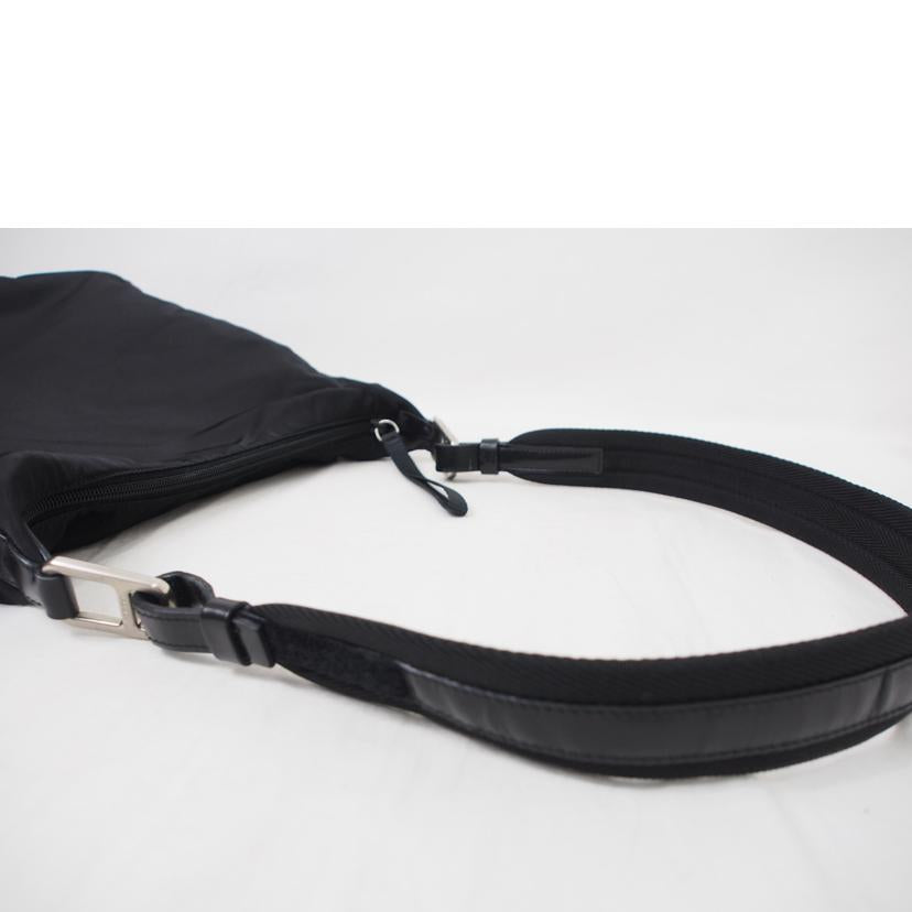 PRADA/ナイロン×レザー/ワンショルダー/ブラック//Bランク/78