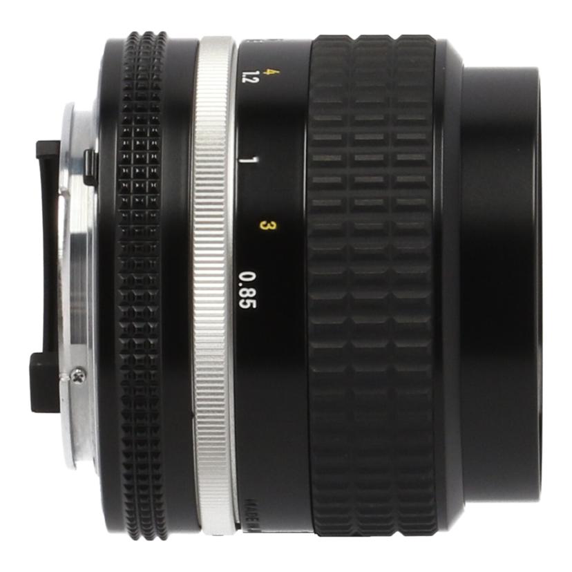 Nikon ニコン/交換レンズ/85mm/Ai-S Nikkor 85mm F2//316462/Cランク/09