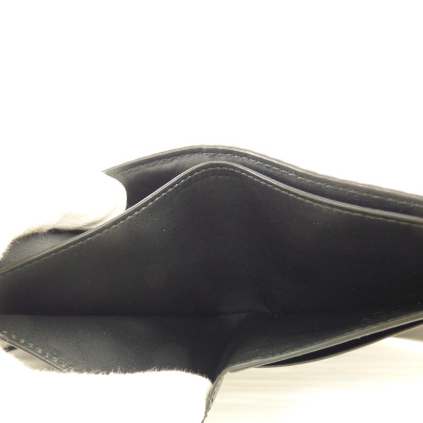 BOTTEGA VENETA ボッテガヴェネタ/パンチング/レザー/2つ折り札入//P00*******/Aランク/64