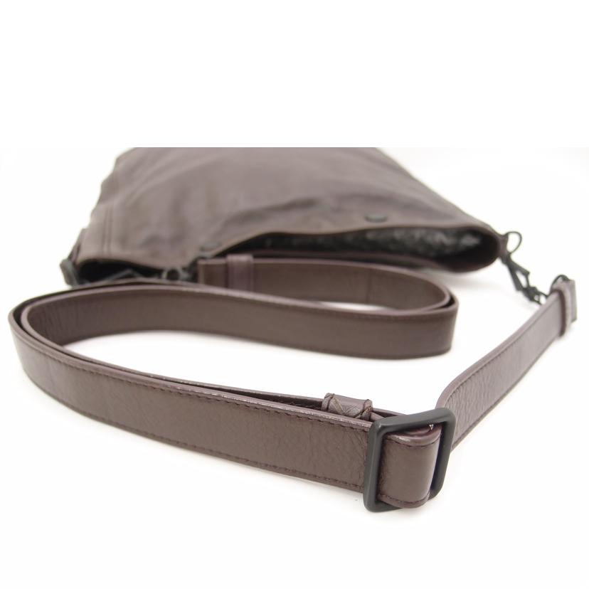 BOTTEGA VENETA ボッテガヴェネタ ショルダー 斜め掛け 茶 メンズ/スコルピートショルダー/ブラウン/309540//Aランク/69