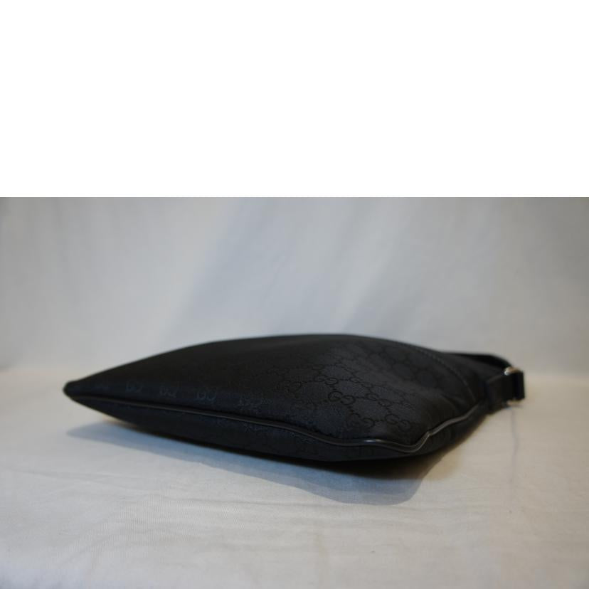 GUCCI グッチ/GG柄ナイロンショルダー/449184//520981/Aランク/94