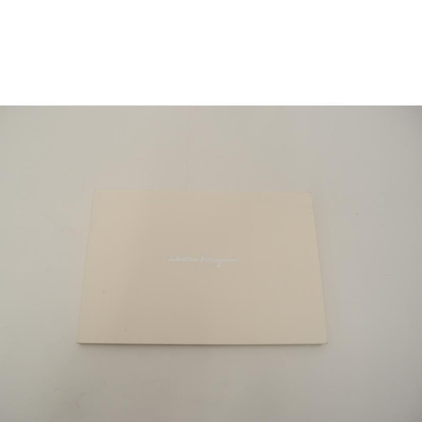 S.Ferragamo サルバトーレ・フェラガモ 腕時計 革ベルト MINUETTO ゴールドケース/Salvatore Ferragamo/メヌエット/クォーツ/FQ4060013//FQ4-091403860333/ABランク/69