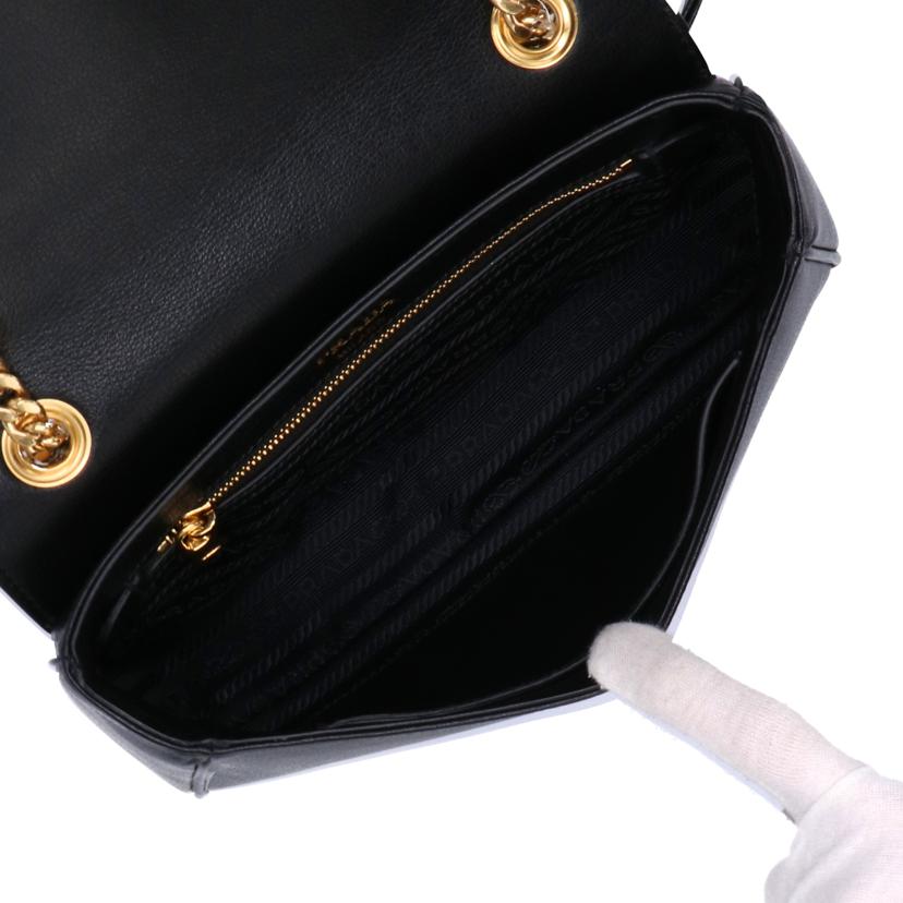 PRADA プラダ/スタッズチェーンショルダー/1BD147//Aランク/75