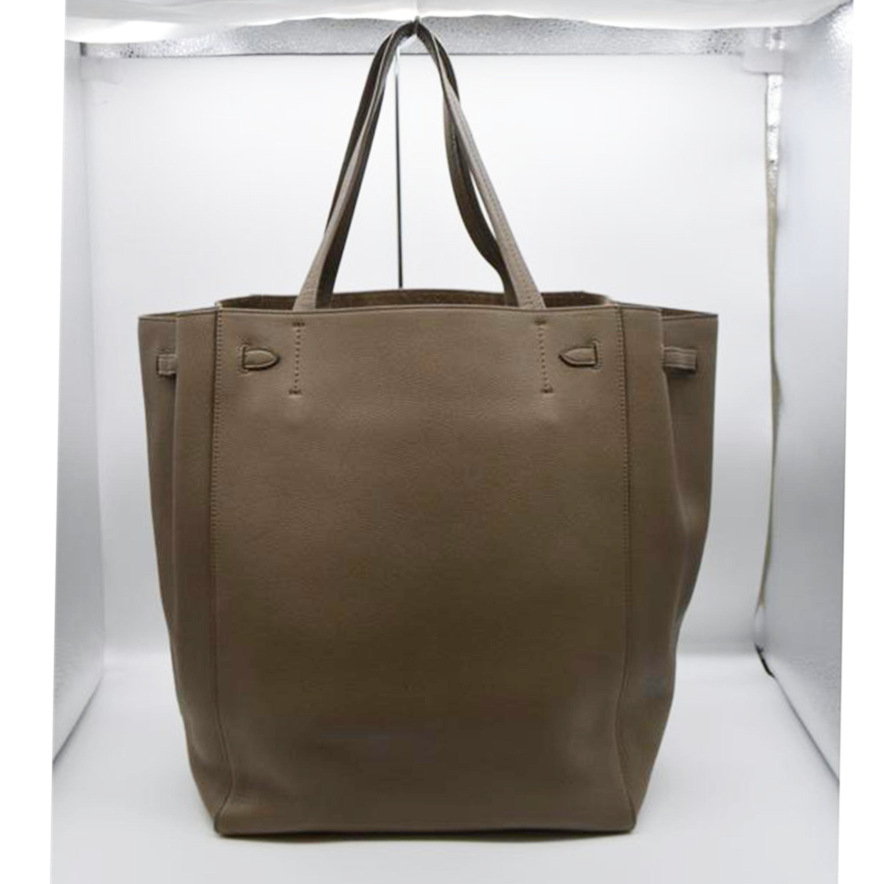 CELINE セリーヌ/カバファントム・ミディアムベルトレザーバッグ/17414//S-LA-3166/Aランク/89