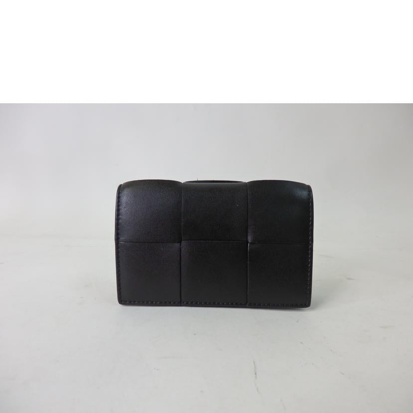 BOTTEGA VENETA ボッテガ・ヴェネタ/マキシイン/イントレチャート/カードケース/黒/651396//Aランク/84