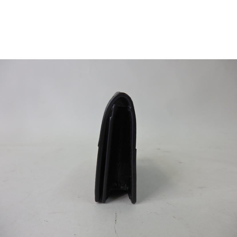 BOTTEGA VENETA ボッテガ・ヴェネタ/マキシイン/イントレチャート/カードケース/黒/651396//Aランク/84