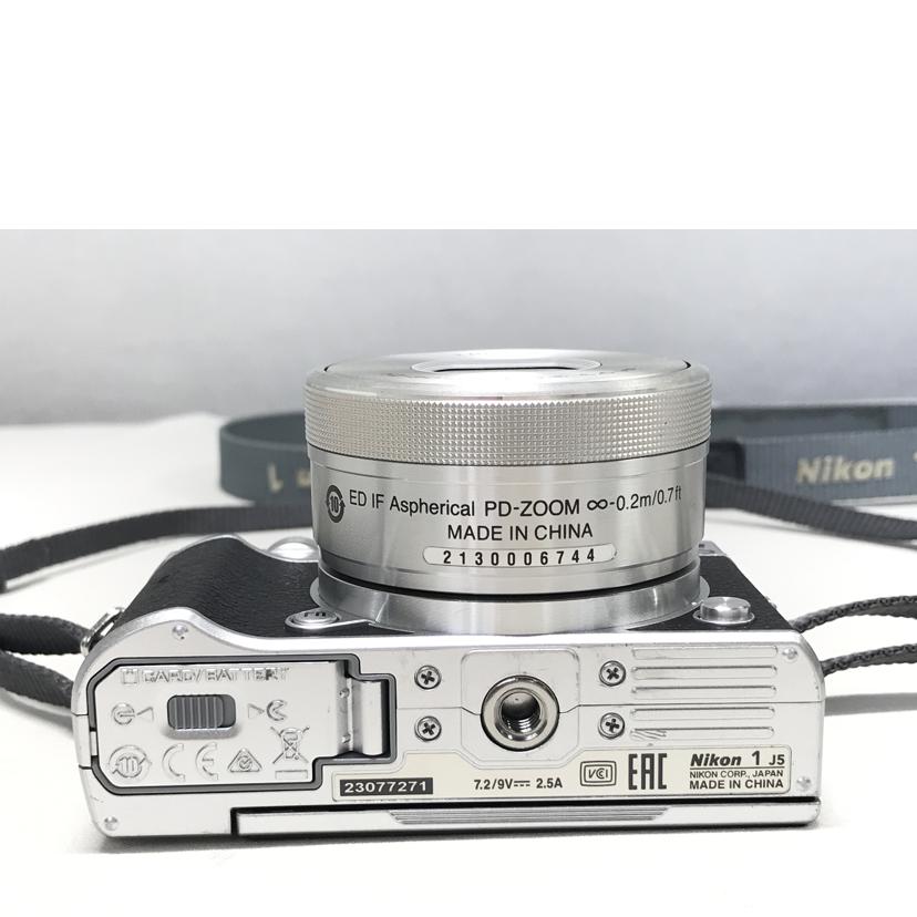 Nikon/Nikon 1 J5 標準パワーズームレンズキット/1 J5//23077271/BCランク/51