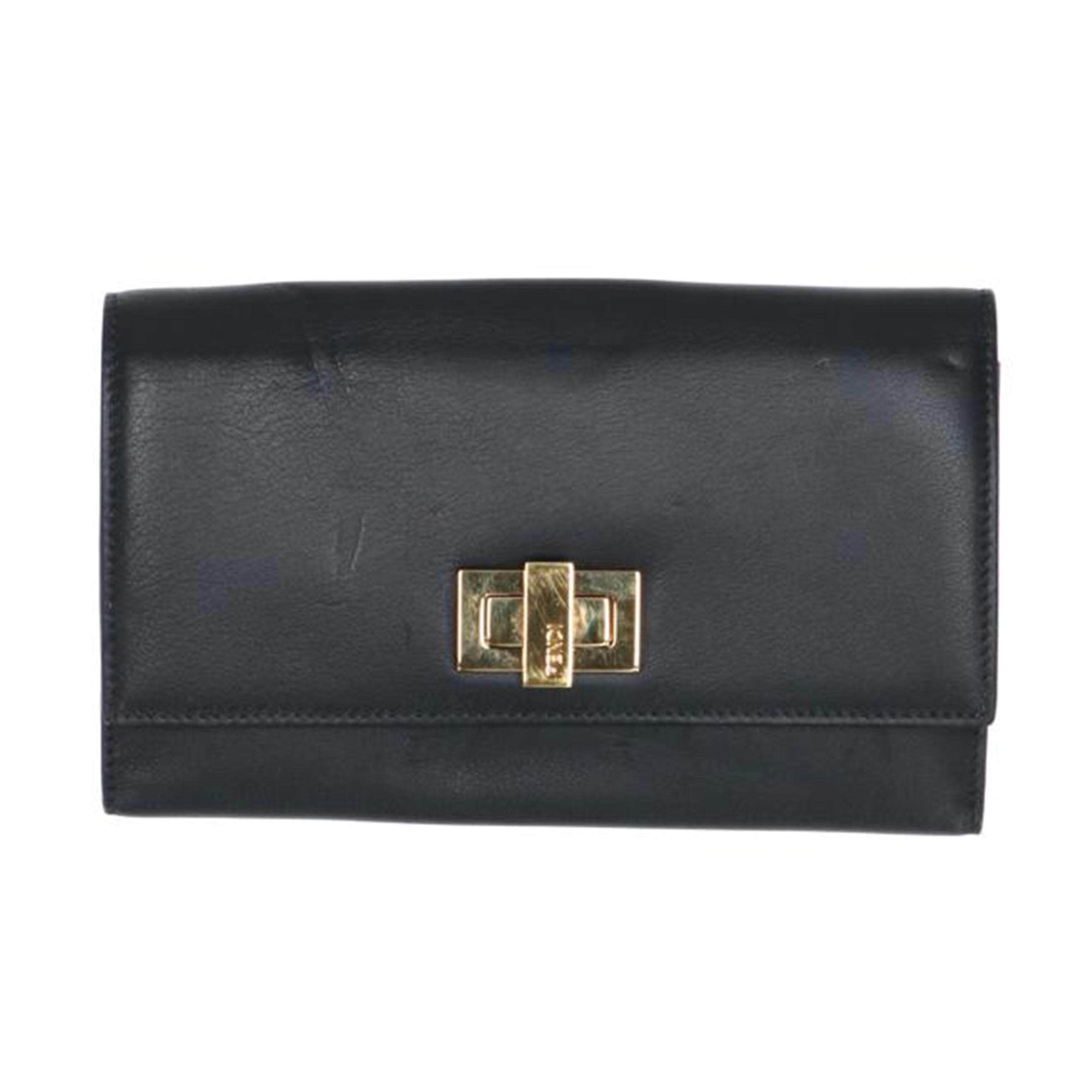 FENDI フェンディ FENDI 二つ折り長財布 ブラック レディース/ 二つ折り財布//Bランク/37