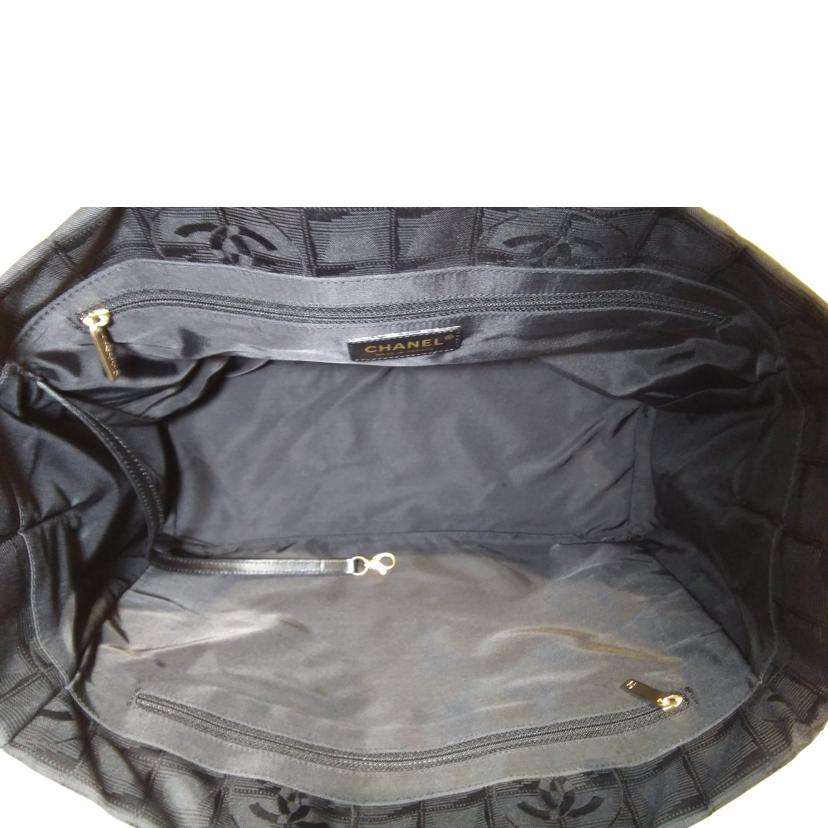 CHANEL シャネル/ニュートラベルライントートバッグ//8914428/ABランク/94