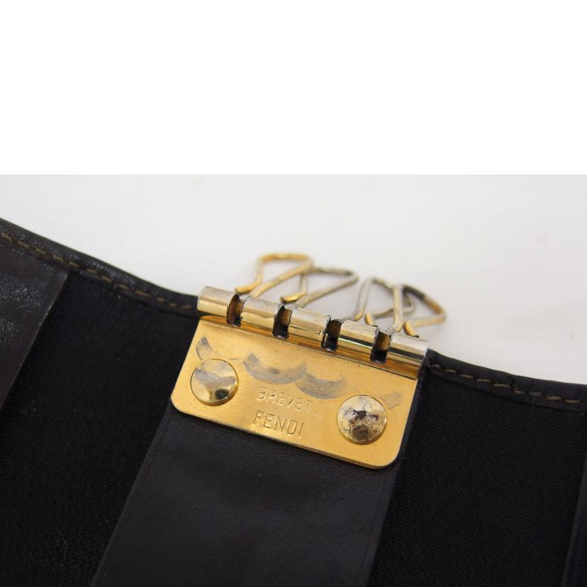 FENDI フェンディ/FFロゴ/4連キーケース/2261-10162//069/Bランク/04