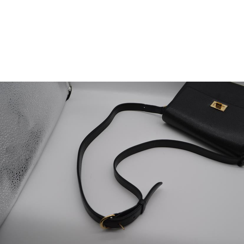 CHANEL/キャビアスキン2.55ラインレザーショルダー//5677107/ABランク/89