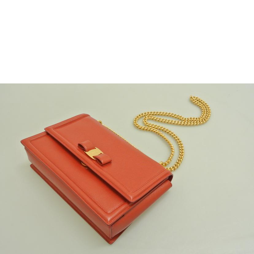 Ferragamo フェラガモ/ヴェラチェーンショルダーバッグ 赤/21-G462//EZ-21-G462/ABランク/87