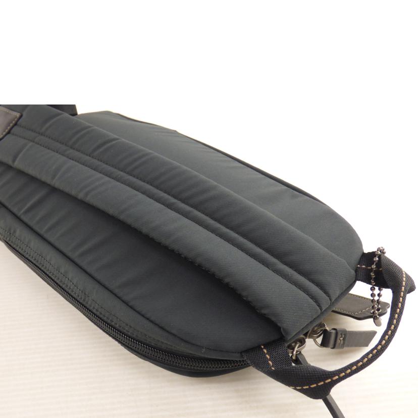 COACH コーチ/ナイロンレザーボディバッグ/F70692//H12**/Bランク/64